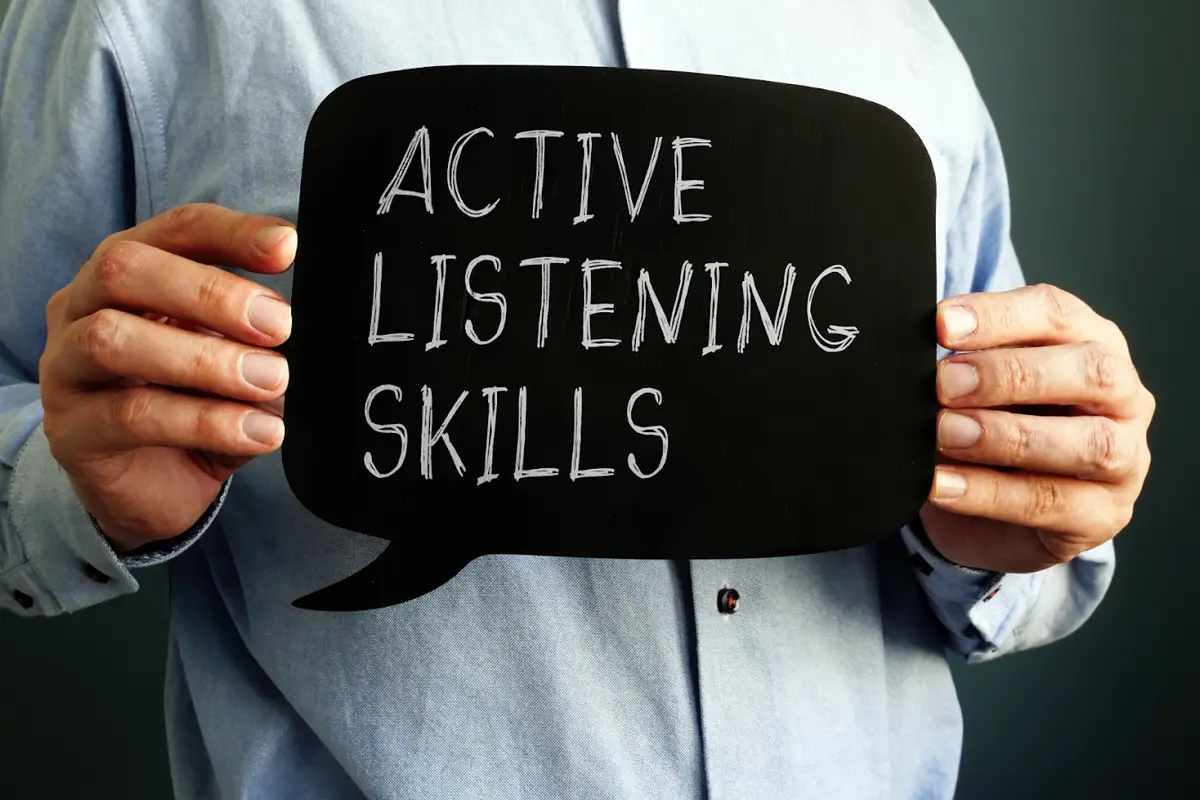 نقش گوش دادن فعالانه در مذاکرات و فروش ساختمانی