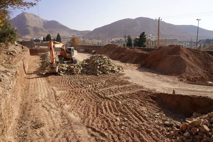 بازارچه و بوستان مهدیشهر